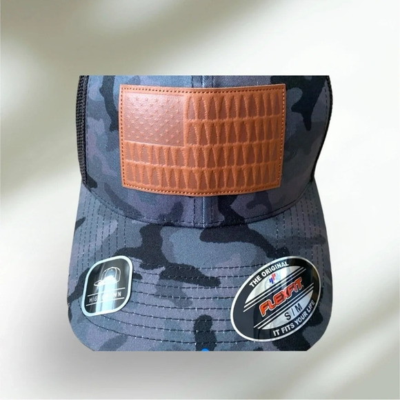 Columbia Unisex Rugged Outdoor Tree Flag Flex Fit Mesh Hat NWT Size S-M - Picture 3 of 6